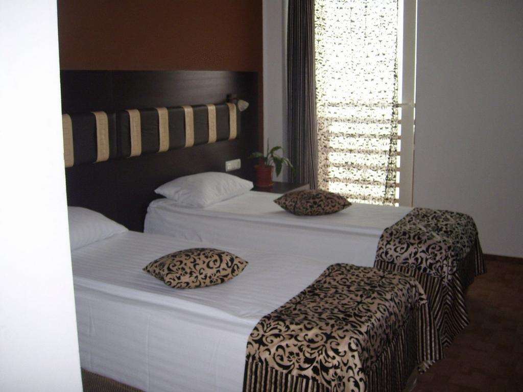 Hotel Sydney Craiova Room photo